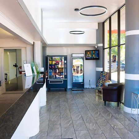 Howard Johnson By Wyndham Clearwater - Dunedin Bagian luar foto