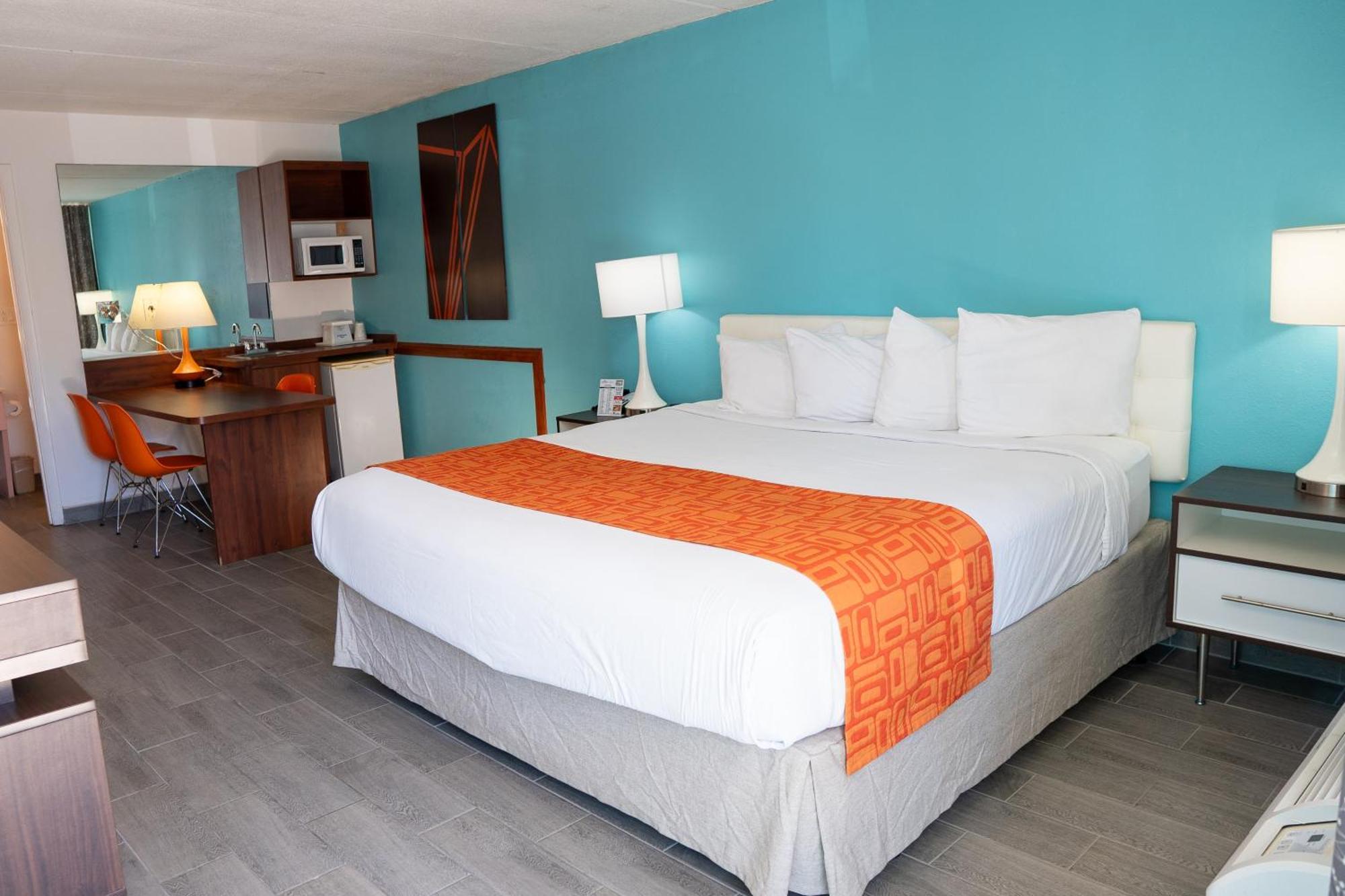 Howard Johnson By Wyndham Clearwater - Dunedin Bagian luar foto